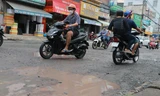 TPHCM: Đường nham nhở ổ gà, ngập úng sau khi nâng cấp cống thoát nước 