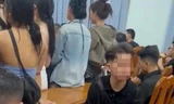 Công an ‘đột kích’ quán bar, đưa DJ Thái Hoàng và hơn 200 người đi test ma túy 