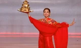 VIDEO: Lương Thùy Linh múa mâm điêu luyện tại chung kết Miss World