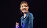 Phương Trinh Jolie: Điều hối tiếc nhất chính là không có được căn nhà để đặt quan tài mẹ