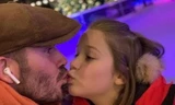 Showbiz 28/11: David Beckham gây tranh cãi vì nụ hôn với con gái