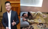 Bất ngờ với hình ảnh Tuấn Hưng nằm sàn nhà khi đi chăm vợ mới sinh