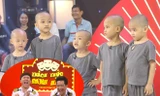 5 chú tiểu mồ côi tiếp tục vượt vòng 4 'Thách thức danh hài'