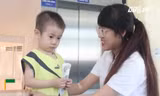 Bé trai 2 tuổi bị bỏ rơi ở bệnh viện Từ Dũ: 'Con muốn về với mẹ'