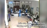 3 phút gây án của kẻ cướp ngân hàng ở Vĩnh Long
