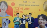 Khánh Vy khóc trong ngày ra mắt sách đầu tay