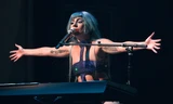 Lady Gaga có nguy cơ "bể tour": Dàn vũ công lũ lượt nghỉ việc, tố cáo bị biên đạo lạm dụng