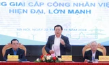 Xây dựng giai cấp công nhân Việt Nam hiện đại