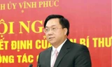 Phê chuẩn kết quả bầu Chủ tịch UBND tỉnh Vĩnh Phúc đối với ông Trần Duy Đông