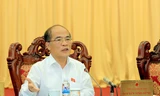 Chủ tịch Quốc hội Nguyễn Sinh Hùng