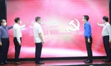 Đại diện lãnh đạo các bộ, ban, ngành ấn nút khởi động cuộc thi. 
