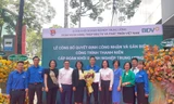 Gắn biển công trình thanh niên cấp Khối trong Chiến dịch Kỳ nghỉ hồng