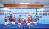 Các đội thi biểu diễn tại vòng chung kết toàn quốc đội tuyên truyền măng non “Thiếu nhi Việt Nam với An toàn giao thông