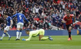 Martial mở đường cho Man Utd tới danh hiệu duy nhất ở mùa giải năm nay. Ảnh: Reuters.