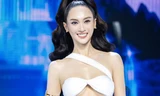 Sạn trong đêm trình diễn áo tắm của Miss Universe Vietnam