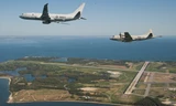 Máy bay trinh sát chống ngầm P-8 và P-3 của Mỹ. Ảnh: US Navy