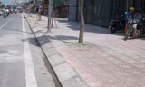 Vỉa hè Ô Chợ Dừa - Hoàng Cầu đã được sửa lại