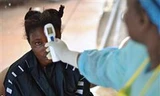 Cuba cử bác sĩ sang Tây Phi giúp chống Ebola