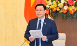 Chủ tịch Quốc hội Vương Đình Huệ phát biểu khai mạc phiên họp thứ 5 của Ủy ban Thường vụ Quốc hội. Ảnh Như Ý