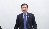 Ông Nguyễn Trường Giang, Phó Chủ nhiệm Ủy ban Pháp luật tại buổi họp báo. Ảnh Như Ý