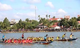 Tranh tài sôi nổi tại giải đua thuyền nam truyền thống