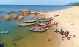 Biển Hà Tĩnh, nơi xảy ra trận động đất sáng nay