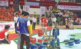 Một trong 4 đội tuyển robocon của ĐH Duy Tân