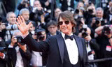 'Siêu sao Hollywood' Tom Cruise trở lại 'Liên hoan phim Cannes' sau 3 năm, nhận về vô số lời khen ngợi