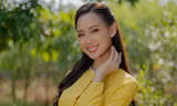Không còn style gợi cảm, Hoa hậu sở hữu đôi chân dài ‘siêu thực’ khiến V-net bất ngờ vì quá bình dị