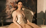 Lý Nhã Kỳ hiếm hoi khoe ảnh quây quần dịp Trung Thu, dân mạng trầm trồ nhan sắc cả gia đình phú hào