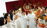 Toàn cảnh lễ gia tiên của Diễm My 9X: Dàn 'mỹ nhân' khoe 'visual' xinh đẹp, diện áo dài trắng đơn giản và nhiều cảm xúc