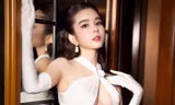 'Người đẹp có vòng ba 1m' khoe 'first face' đầy thần thái, nhan sắc ngày càng gợi cảm