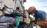 Hệ lụy tăng giá xăng dầu: 'Bão giá' hoành hành 