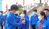 Kết nạp đoàn viên cho các học sinh tiêu biểu trường THCS Lý Tự Trọng, Hòa Bình 