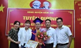 Tuyên dương thủ khoa tốt nghiệp THPT tỉnh Cà Mau 