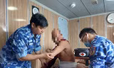 Cấp cứu ngư dân bị bỏng nặng trên biển