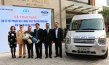 Ford Việt Nam tặng ô tô tuyên truyền giao thông