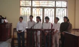 Các bị cáo tại phiên tòa.