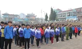 Các bạn học sinh, đoàn viên thanh niên của huyện Sìn Hồ đã có mặt từ rất sớm để tham dự chương trình.