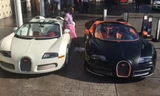 Hai siêu xe Veyron mới tậu của Mayweather. 