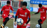Công Vinh 'luyện công' trước trận tranh Siêu cúp