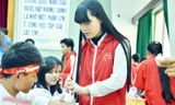 Những 'bóng hồng' thiện nguyện tại Chủ Nhật Đỏ