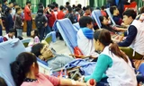 Chủ Nhật Đỏ 2016: Hàng trăm sinh viên tiếp tục hiến máu