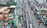 Kết thúc kỳ nghỉ Tết, phương tiện 'rồng rắn' nối đuôi nhau quay lại Thủ đô
