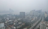 Hà Nội: Bầu trời Thủ đô mù mịt trong ngày nghỉ lễ