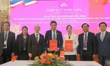 Lãnh đạo tỉnh Quảng Trị và Đại sứ quán Thái Lan tại Việt Nam chứng kiến lễ ký kết văn kiện hợp tác giữa Sở Ngoại vụ Quảng Trị và Hiệp hội Doanh nghiệp Thái Lan tại Việt Nam