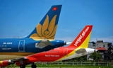 Cổ phiếu hàng không đồng loạt 'cất cánh'