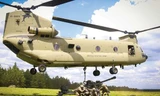 Trực thăng vận tải Boeing Chinook CH-47F Block II. Ảnh: Defense Blog.