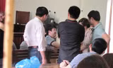 Dư luận bức xúc vụ cựu cảnh sát trấn gái mại dâm