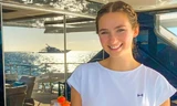 Làm việc trên du thuyền, cô gái kiếm 5.000 đô mỗi tháng và được du lịch khắp thế giới